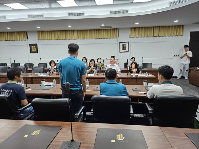 泰國農業大學教授與本校師長進行交流對談(另開新視窗/jpg檔)圖片